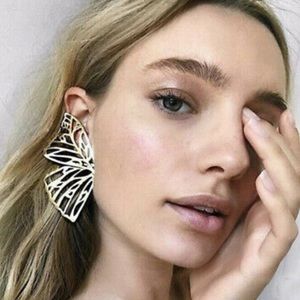New Butterfly 🦋 Silver Stud Earrings A Pair/set